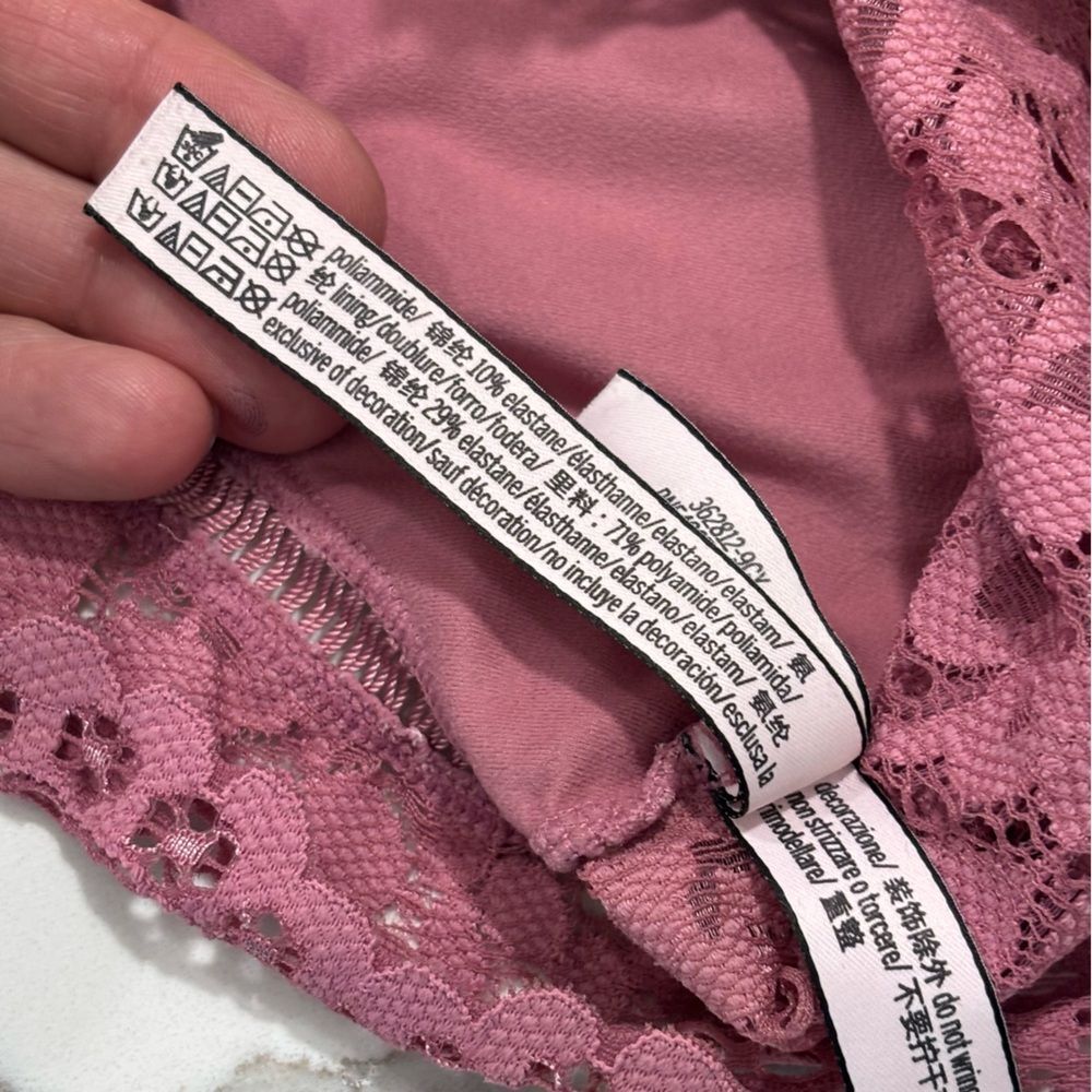 Victoria’s Secret Body by Victoria Women’s Pink Lace Bralette Bra Medium Lounge - Picture 7 of 16
